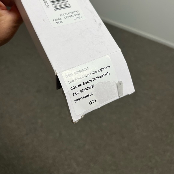 NWT Blue Light Lense Glasses - Picture 2 of 4